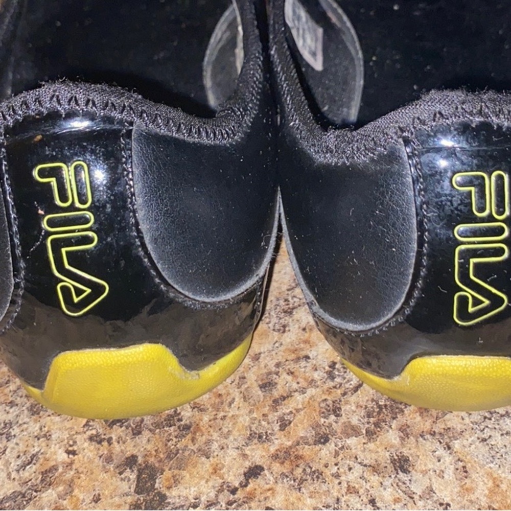 Fila flats - Picture 3 of 4